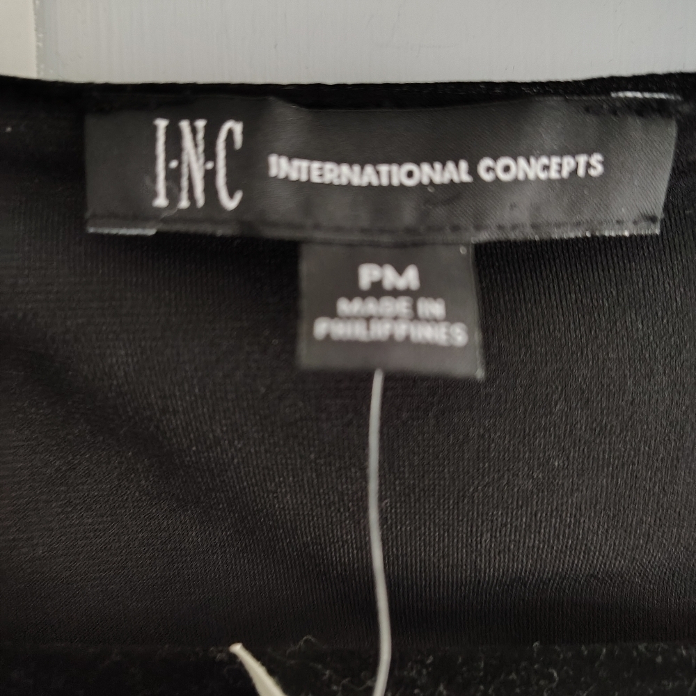 International Concepts INC Black V Neck Ruffle Dress Chiffon MP - Picture 9 of 14